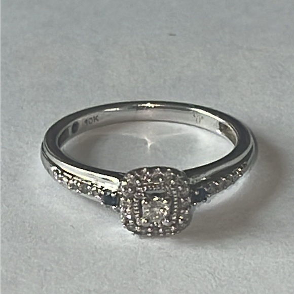 Solid 10K White Gold Diamond and Blue Sapphire Ring - Picture 3 of 11